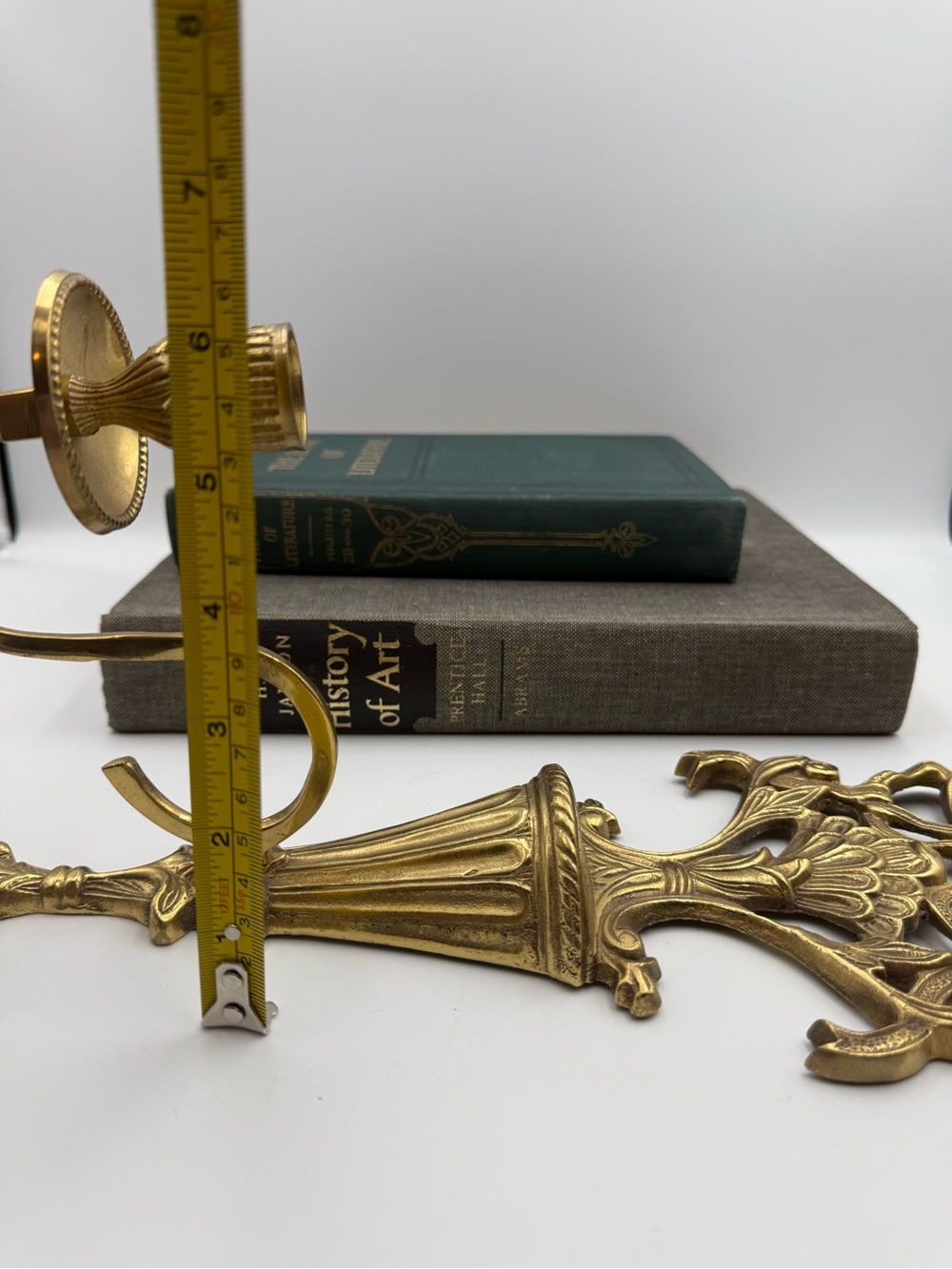 Vintage Hollywood Regency Style Ornate Brass Candle Sconce - Picture 10 of 12